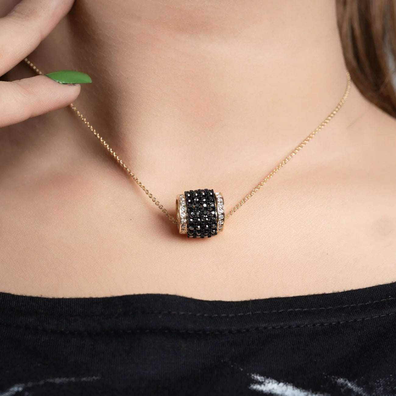 CHARM STERLING BLACK STONE PENDANT