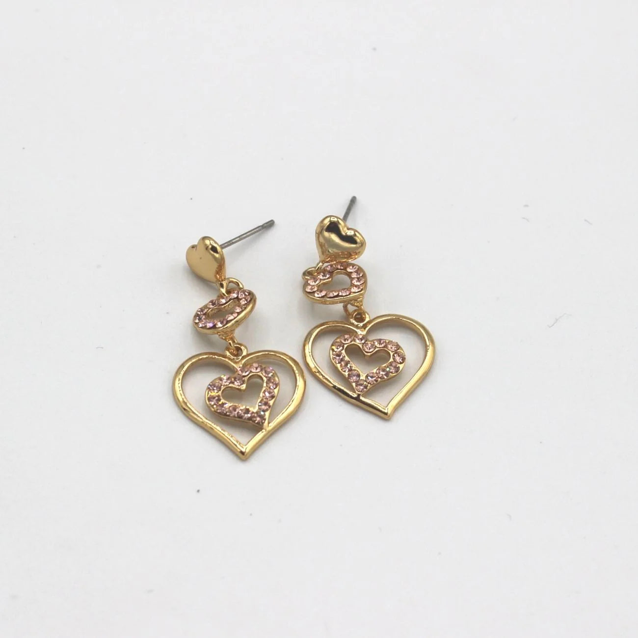 GOLDEN HEART EARRING