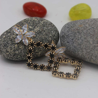 BLACK CRYSTAL DROP EARRINGS