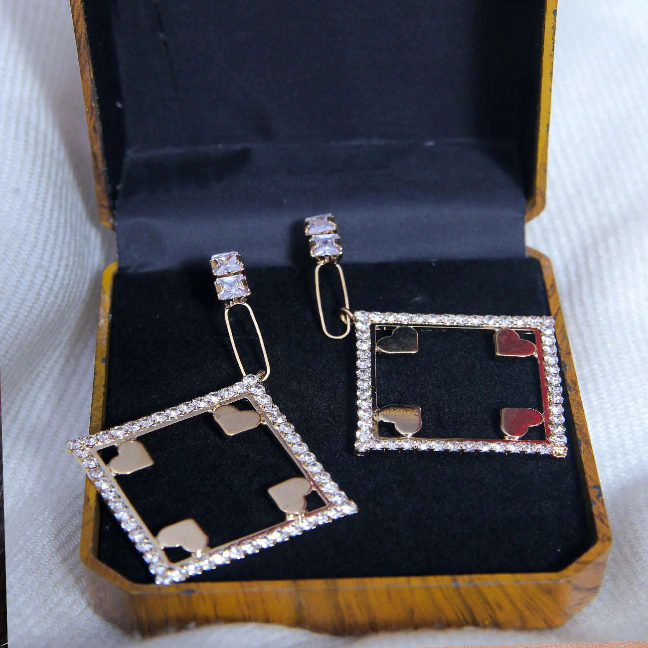 HEART SILVER DROP EARRING