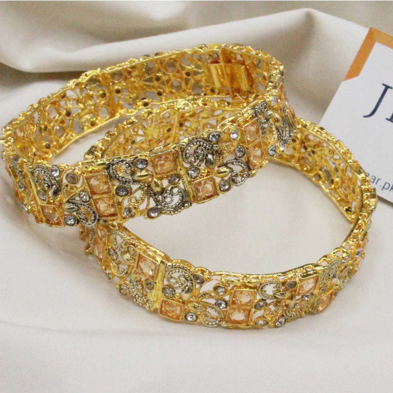 Beautifull Wide Bangles