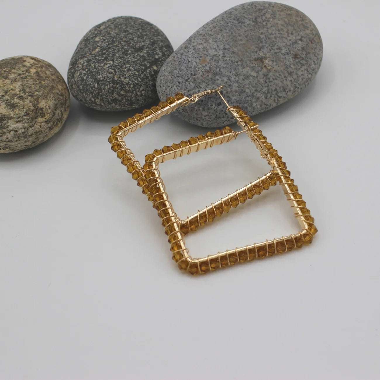 QUARTET SHAPE EARRING