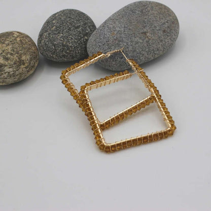 QUARTET SHAPE EARRING