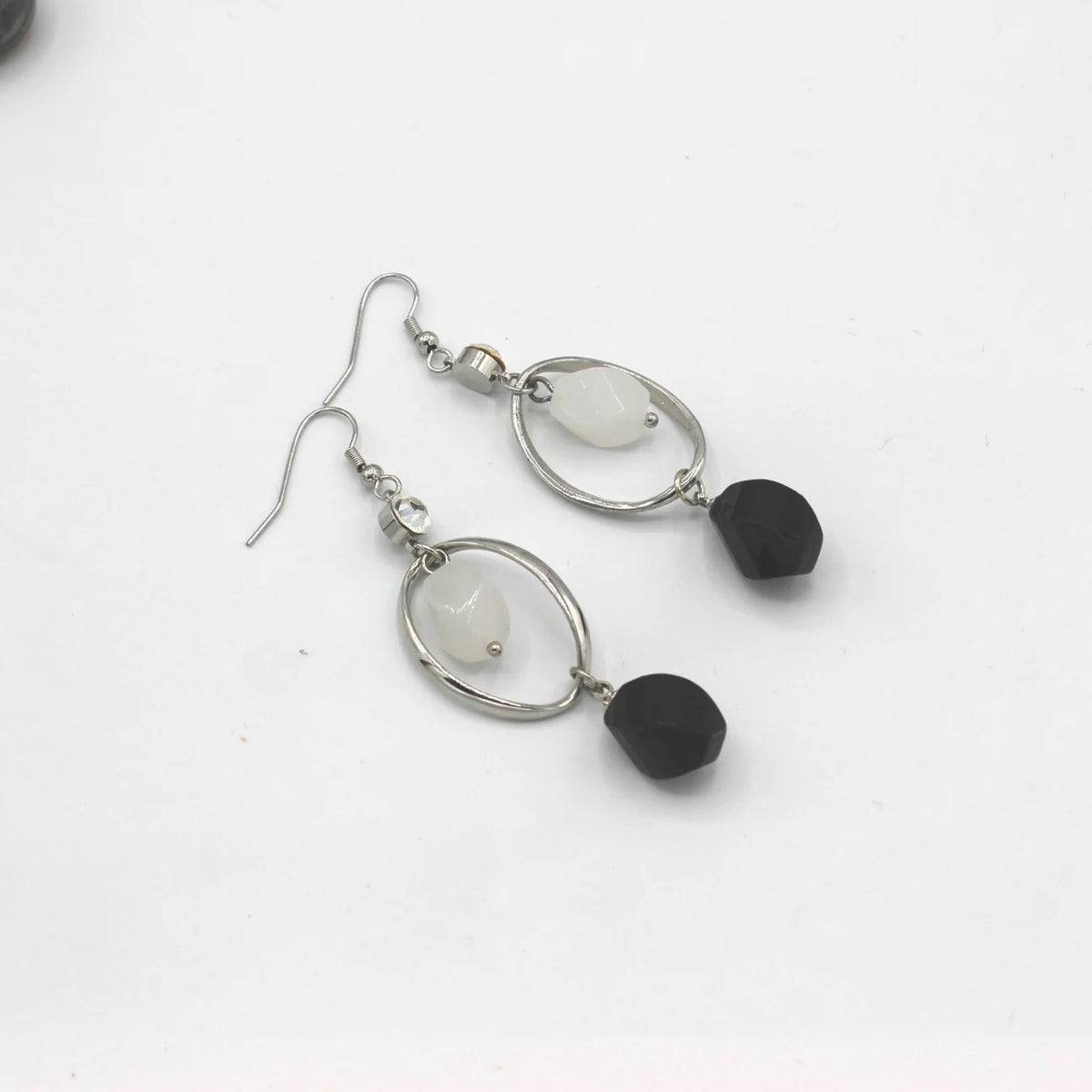 DROP EARRING
