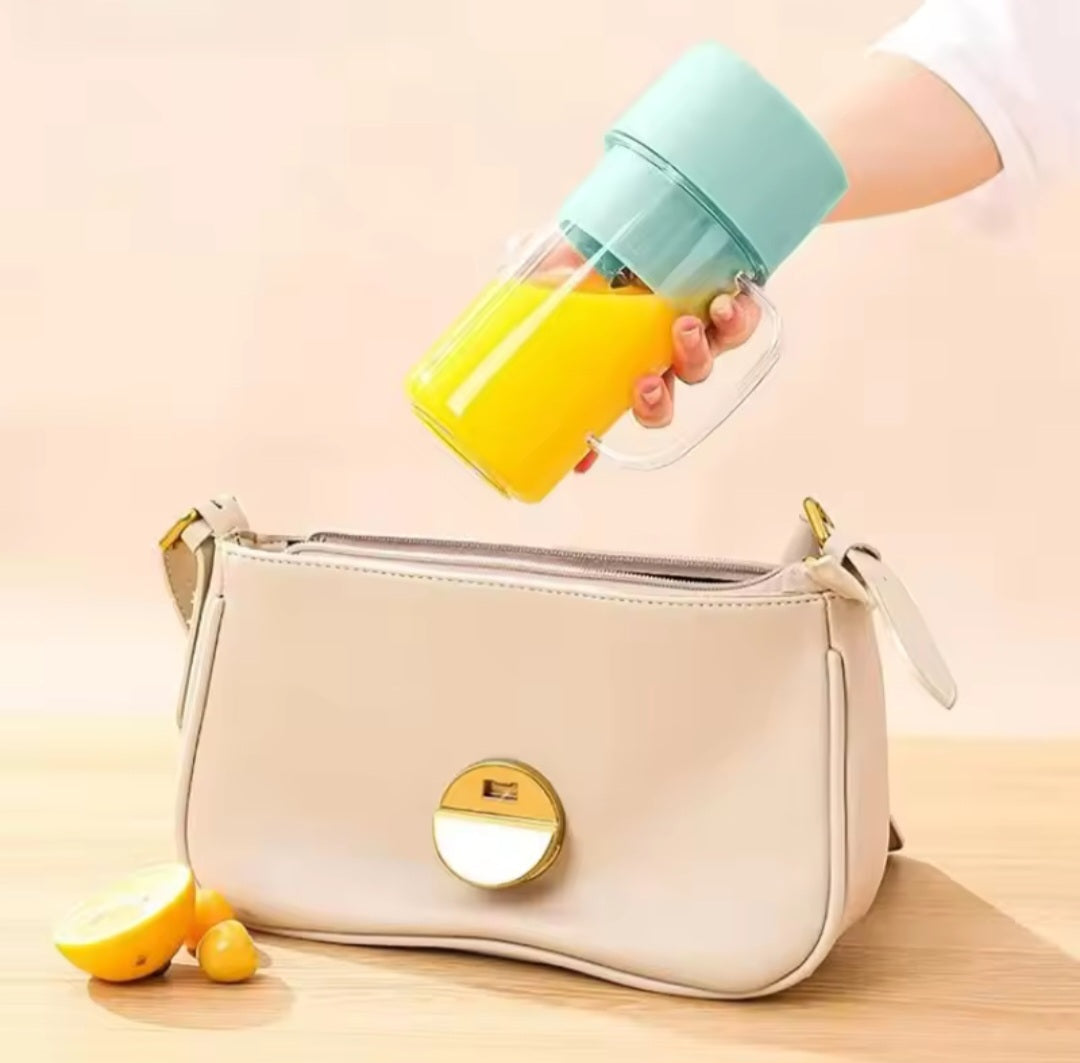 Rechargeable Fast Glass Juicer + Free Silicon Straw
