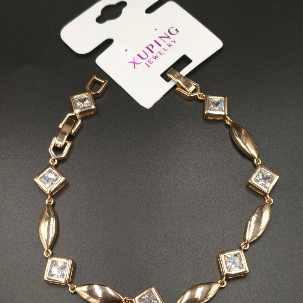 Diamond Shape Charm Bracelet